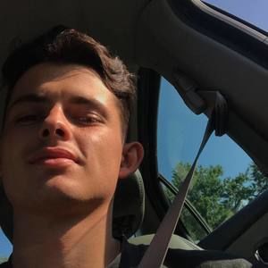 Meet your Posher, Dylan